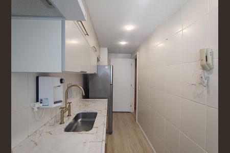 Apartamento à venda com 70m², 2 quartos e 1 vagaCozinha 