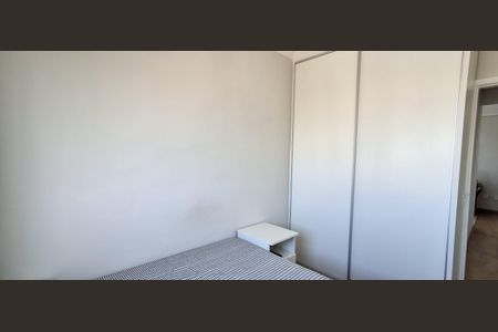 Apartamento à venda com 80m², 3 quartos e 2 vagas Apartamento à venda com 80m², 3 quartos e 2 vagasQuarto 2