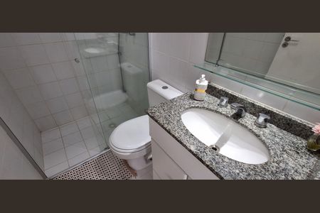 Apartamento à venda com 80m², 3 quartos e 2 vagas Apartamento à venda com 80m², 3 quartos e 2 vagasBanheiro Social