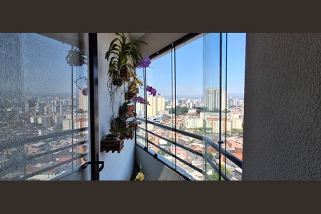Apartamento à venda com 80m², 3 quartos e 2 vagas Apartamento à venda com 80m², 3 quartos e 2 vagasVaranda