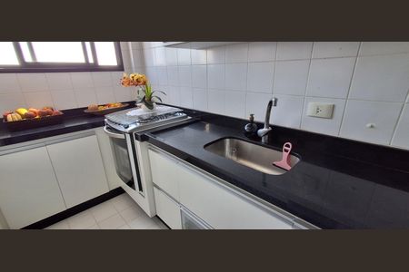 Apartamento à venda com 80m², 3 quartos e 2 vagas Apartamento à venda com 80m², 3 quartos e 2 vagasCozinha