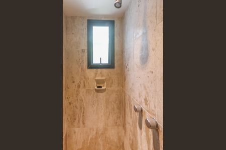 Apartamento à venda com 182m², 5 quartos e 3 vagasBanheiro da Suíte 1