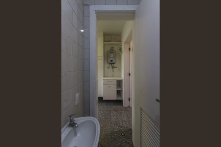 Apartamento à venda com 182m², 5 quartos e 3 vagasBanheiro de serviço