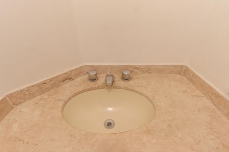 Apartamento à venda com 182m², 5 quartos e 3 vagasLavabo