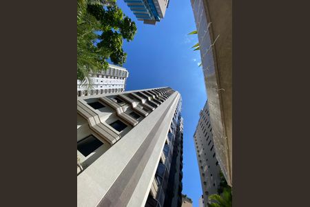 Apartamento à venda com 182m², 5 quartos e 3 vagasFachada