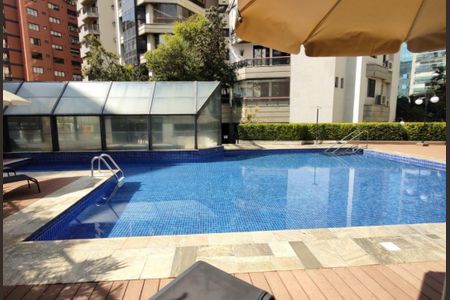 Apartamento à venda com 182m², 5 quartos e 3 vagasÁrea comum - Piscina