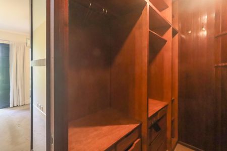 Apartamento à venda com 182m², 5 quartos e 3 vagasSuíte 3