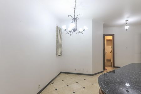 Apartamento à venda com 182m², 5 quartos e 3 vagasSala de Jantar