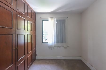 Apartamento à venda com 182m², 5 quartos e 3 vagasSuíte 1