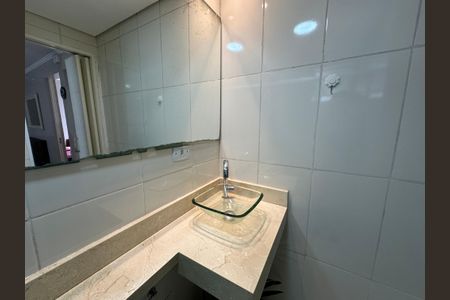 Apartamento para alugar com 47m², 2 quartos e sem vagaBanheiro