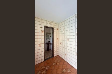 Casa para alugar com 350m², 4 quartos e 5 vagas
