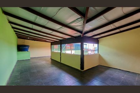 Casa para alugar com 350m², 4 quartos e 5 vagas