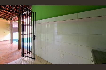 Casa para alugar com 350m², 4 quartos e 5 vagas