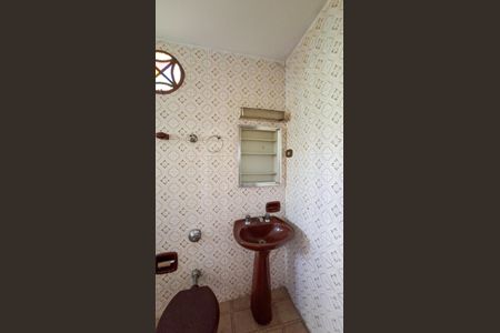 Casa para alugar com 350m², 4 quartos e 5 vagas