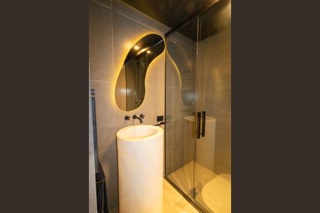 Apartamento à venda com 152m², 4 quartos e 2 vagas Apartamento à venda com 152m², 4 quartos e 2 vagasBanheiro