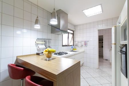 Apartamento à venda com 152m², 4 quartos e 2 vagas Apartamento à venda com 152m², 4 quartos e 2 vagasCozinha