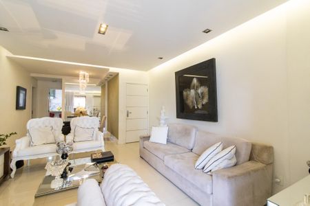 Sala de apartamento à venda com 4 quartos, 152m² em Cambuí, Campinas