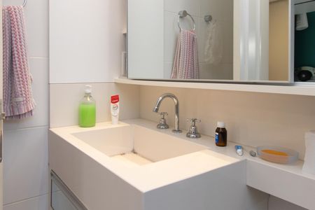 Apartamento à venda com 68m², 2 quartos e 1 vagaBanheiro do Quarto 1