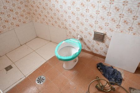 Casa à venda com 330m², 3 quartos e 4 vagasBanheiro