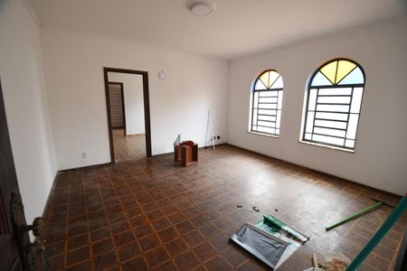 Sala 1 de casa para alugar com 3 quartos, 330m² em Jardim Quarto Centenário, Campinas