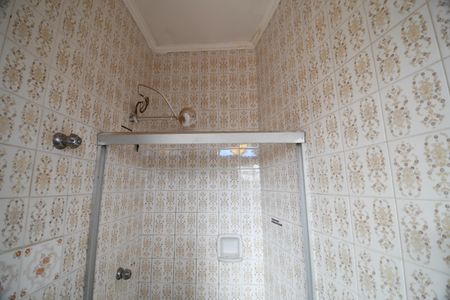 Casa à venda com 330m², 3 quartos e 4 vagasBanheiro de serviço