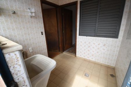 Casa à venda com 330m², 3 quartos e 4 vagasÁrea de Serviço