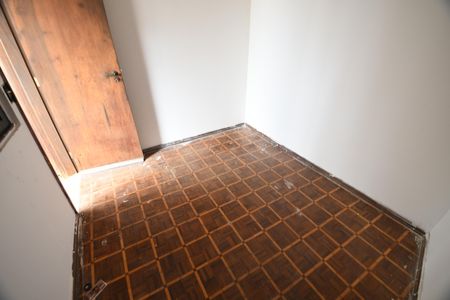 Casa à venda com 330m², 3 quartos e 4 vagasQuarto de Serviço