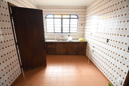 Casa à venda com 330m², 3 quartos e 4 vagasCozinha