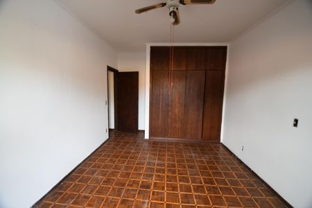 Casa à venda com 330m², 3 quartos e 4 vagasQuarto 1