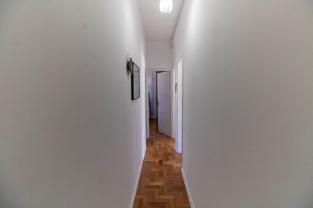 Apartamento à venda com 122m², 3 quartos e sem vagaCorredor 
