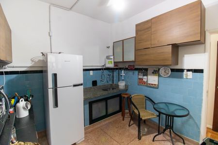 Apartamento à venda com 122m², 3 quartos e sem vagaCozinha