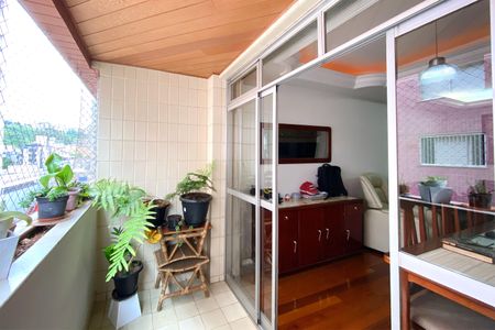 Apartamento à venda com 3 quartos, 100m² em Ipiranga, Belo Horizonte