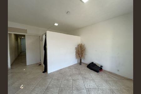 Sala de casa para alugar com 2 quartos, 60m² em Inhaúma, Rio de Janeiro