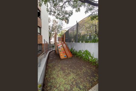 Apartamento à venda com 64m², 2 quartos e 1 vaga Apartamento à venda com 64m², 2 quartos e 1 vagaÁrea comum - Playground