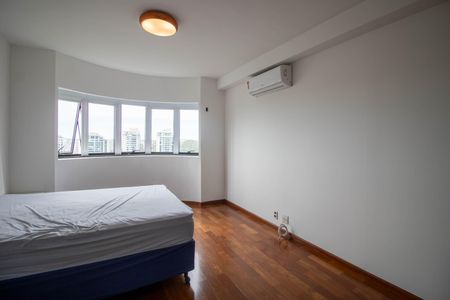 Apartamento para alugar com 192m², 5 quartos e 4 vagas Apartamento para alugar com 192m², 5 quartos e 4 vagasSuíte 3