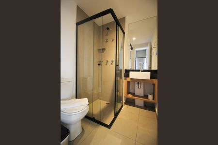 Banheiro de kitnet/studio à venda com 1 quarto, 24m² em Vila Olímpia, São Paulo