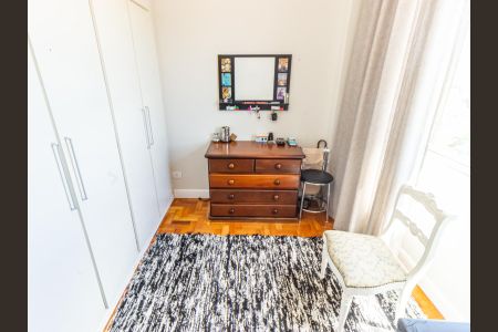 Apartamento à venda com 100m², 2 quartos e 1 vagaQuarto