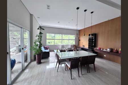 Apartamento à venda com 3 quartos, 84m² em Parque Reboucas, São Paulo