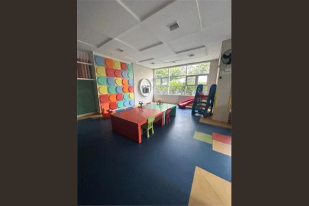 Apartamento à venda com 3 quartos, 84m² em Parque Reboucas, São Paulo