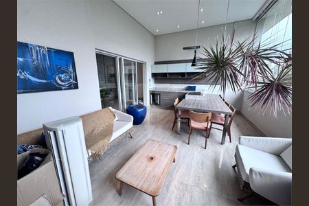 Apartamento à venda com 3 quartos, 84m² em Parque Reboucas, São Paulo