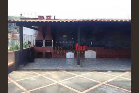 Apartamento à venda com 71m², 2 quartos e 1 vaga