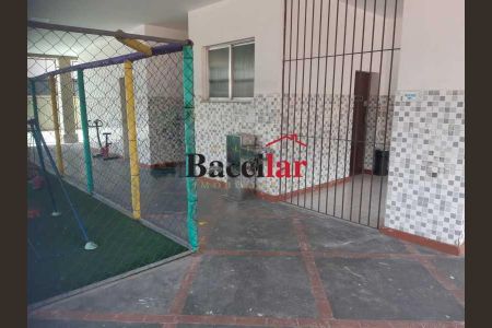 Apartamento à venda com 71m², 2 quartos e 1 vaga