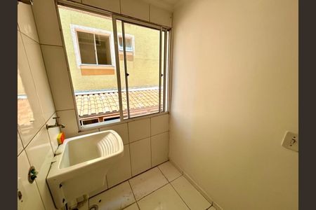 Apartamento para alugar com 55m², 2 quartos e 1 vagaÁrea de Serviço