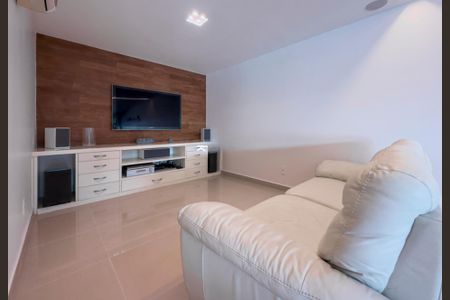 Casa à venda com 6 quartos, 430m² em Barra da Tijuca, Rio de Janeiro