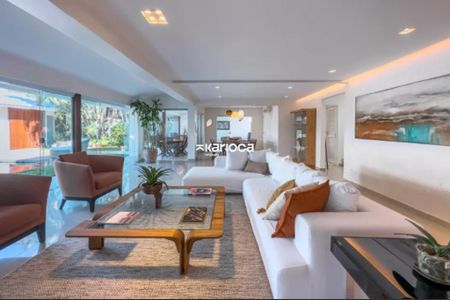 Casa à venda com 6 quartos, 430m² em Barra da Tijuca, Rio de Janeiro