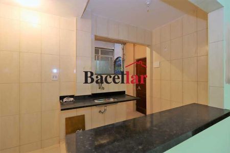 Apartamento à venda com 70m², 2 quartos e sem vaga