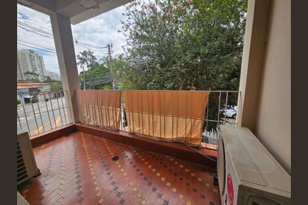 Casa para alugar com 236m², 5 quartos e 3 vagasSacada Quarto 2