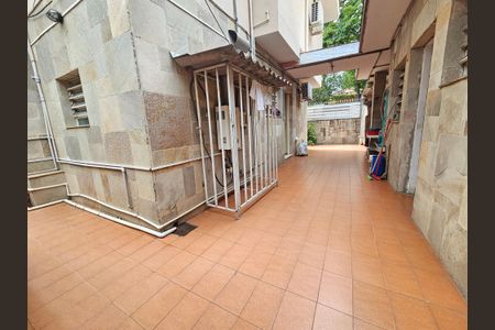 Casa para alugar com 236m², 5 quartos e 3 vagasQuintal