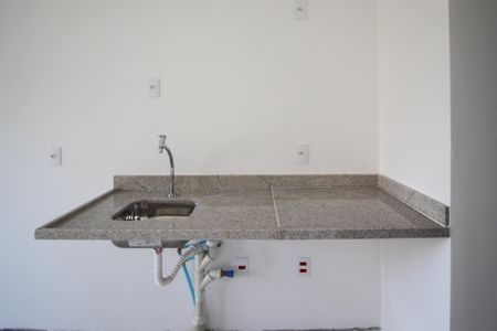 Cozinha de kitnet/studio para alugar com 1 quarto, 30m² em Vila Nova Conceição, São Paulo