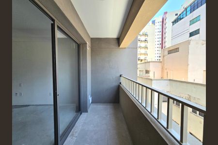 Varanda de kitnet/studio à venda com 1 quarto, 30m² em Vila Nova Conceição, São Paulo